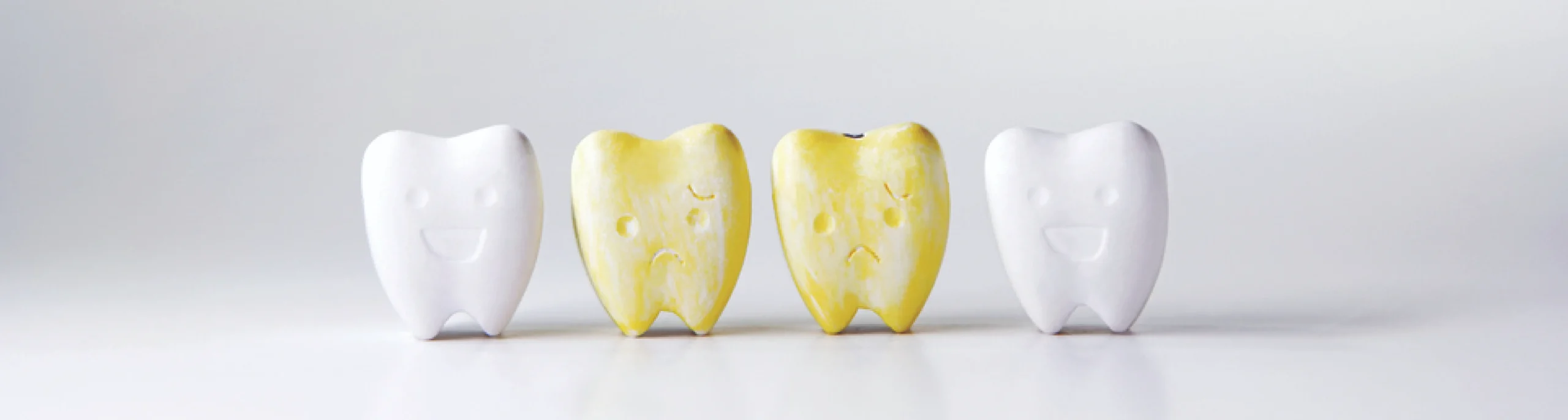 ماذا نعني بتغيير لون الأسنان Teeth Discoloration